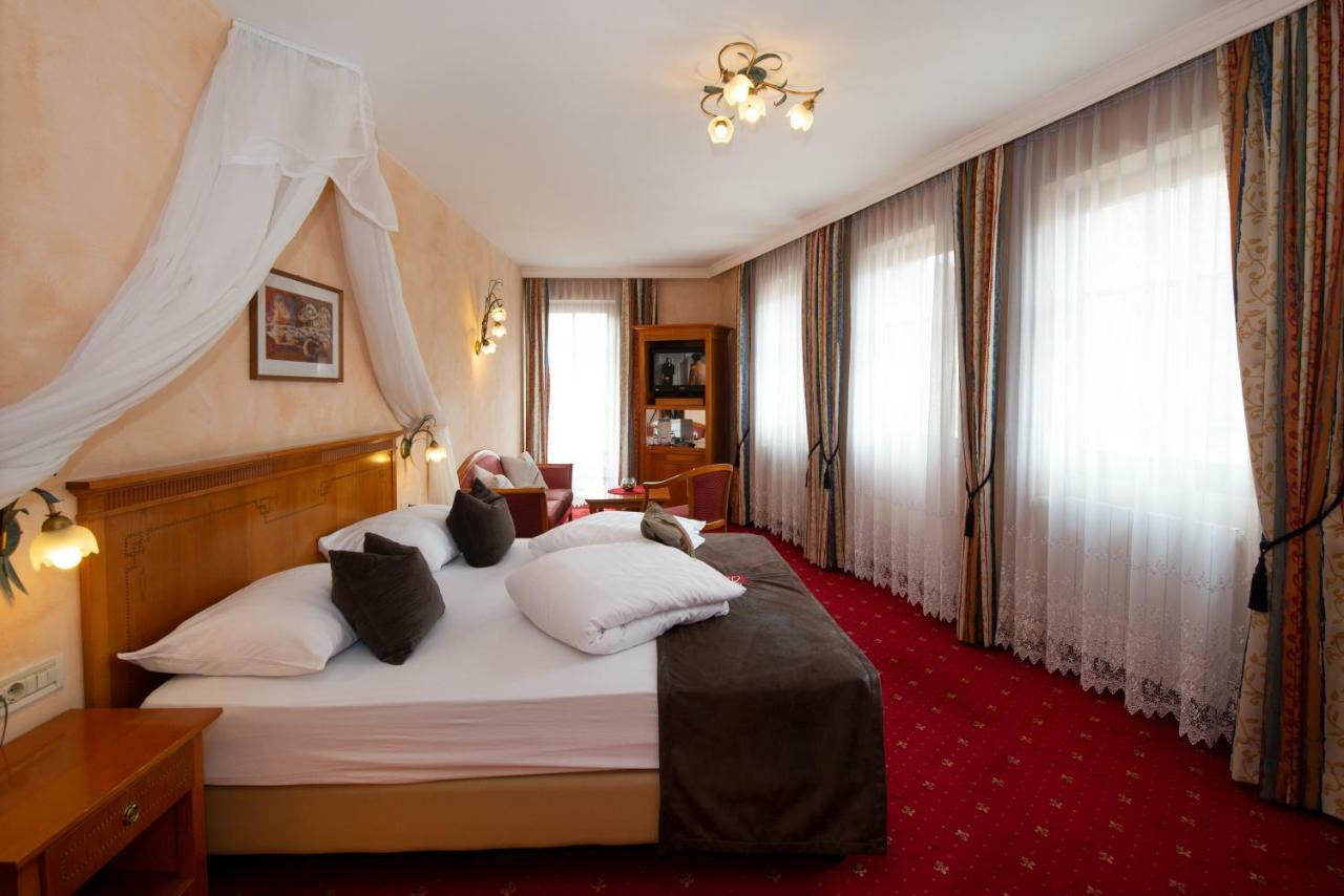 Hotel Engel Sluderno Eksteriør billede