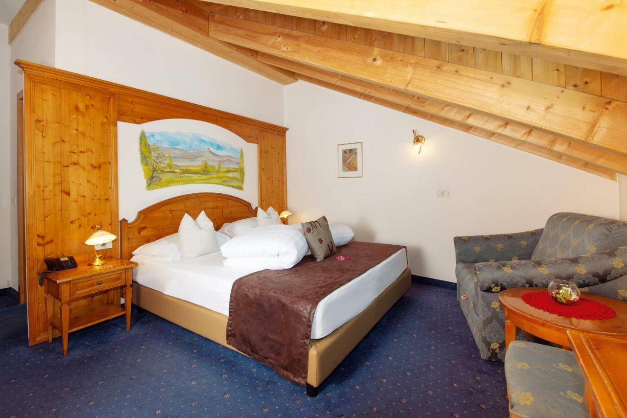 Hotel Engel Sluderno Eksteriør billede